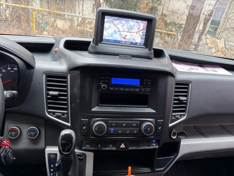 현대 쏠라티 15인승 스탠다드 - 이미지 3