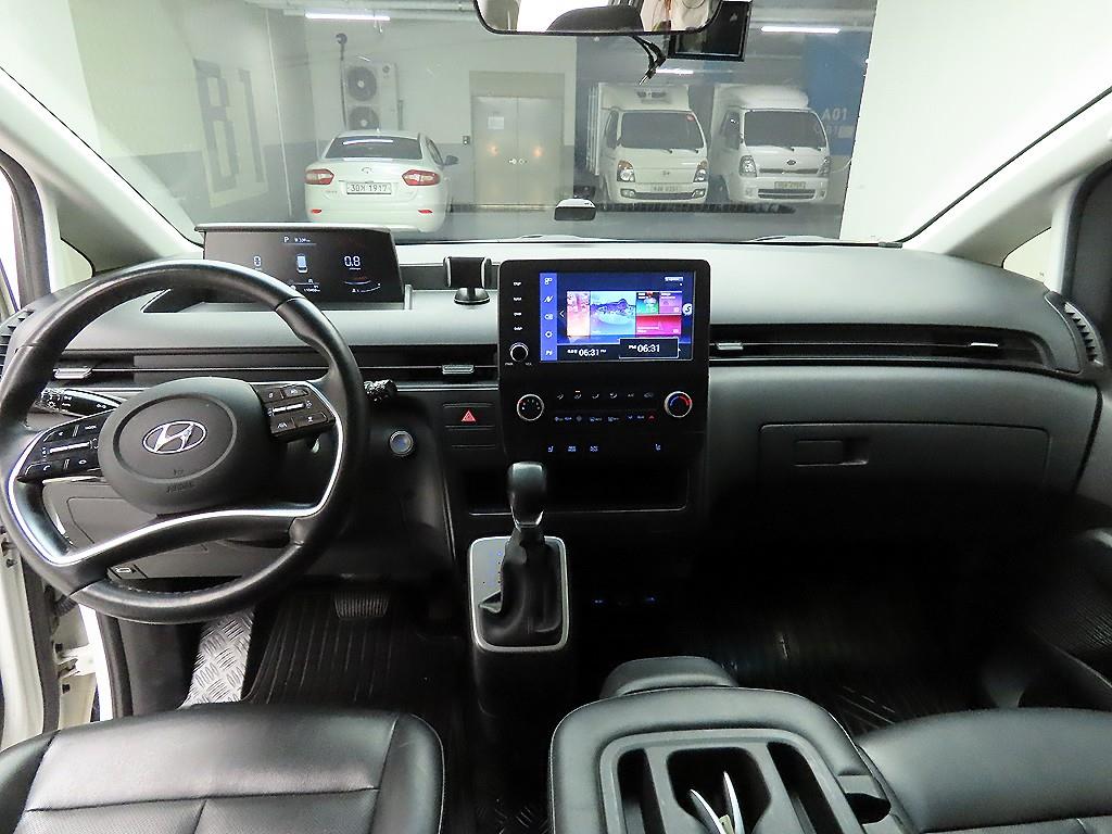 현대 스타리아 2.2 디젤 투어러 11인승 4WD 모던 - 이미지 18