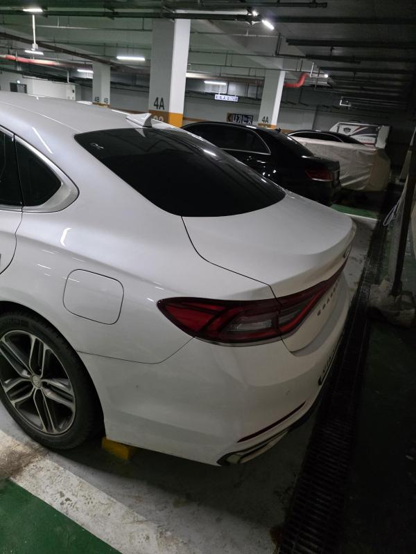 현대 그랜저IG 2.2 디젤 프리미엄 스페셜 - 이미지 9