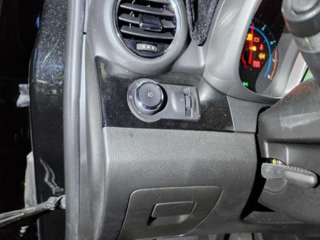 쉐보레 (대우) 올란도 2.0 LPGi 퍼펙트 블랙 - 이미지 12