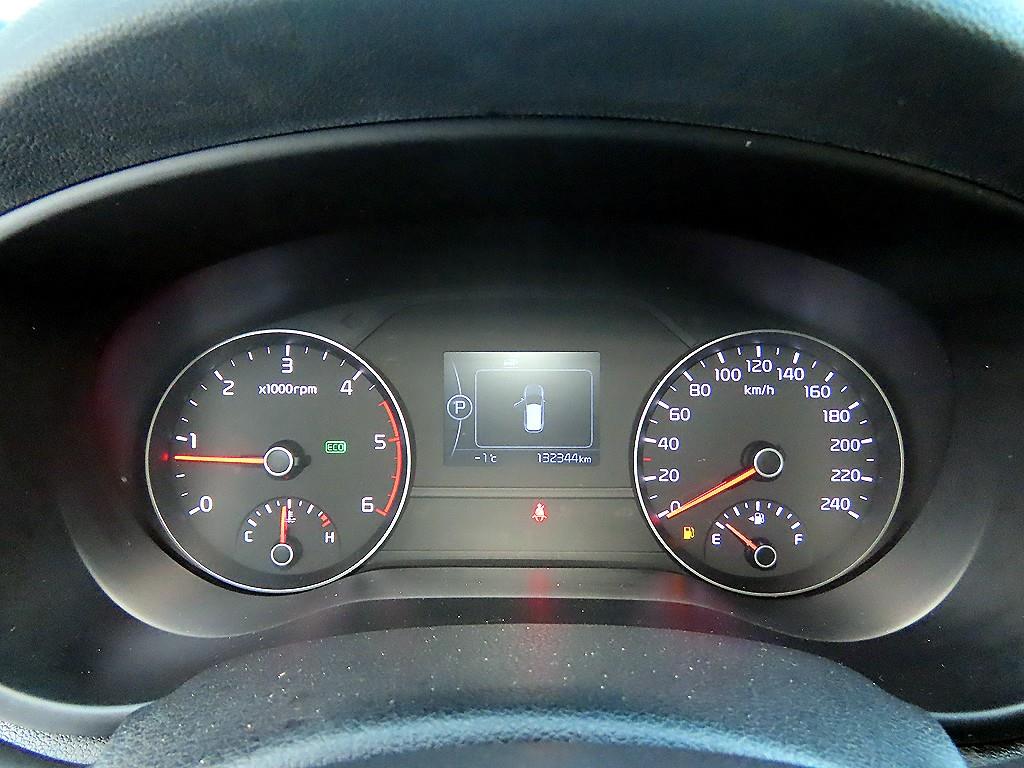 기아 신형 스포티지 R2.0 2WD 노블레스 플러스 - 이미지 11