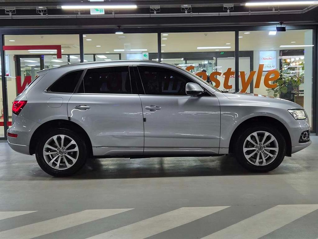 아우디 Q5 35 TDI 콰트로 - 이미지 10