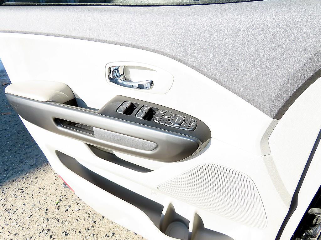 기아 올 뉴카니발 9인승 디젤 럭셔리 - 이미지 6