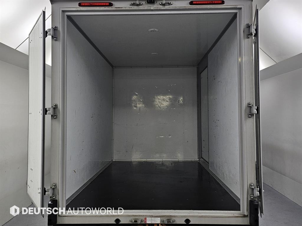 기아 더 뉴봉고Ⅲ화물 내장탑차 플러스형 - 이미지 2