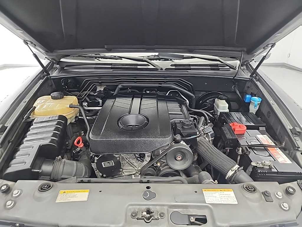 KG모빌리티(쌍용) 렉스턴W 2.0 4WD RX7 럭셔리 - 이미지 19