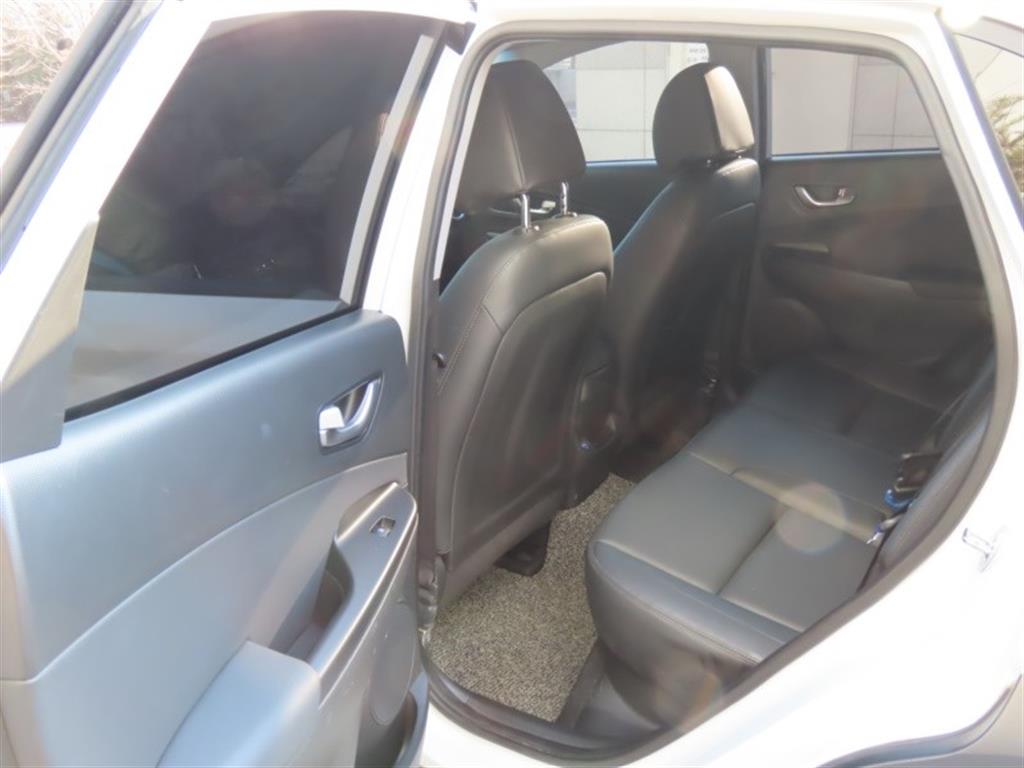 현대 더 뉴코나 1.6 2WD 모던 - 이미지 3