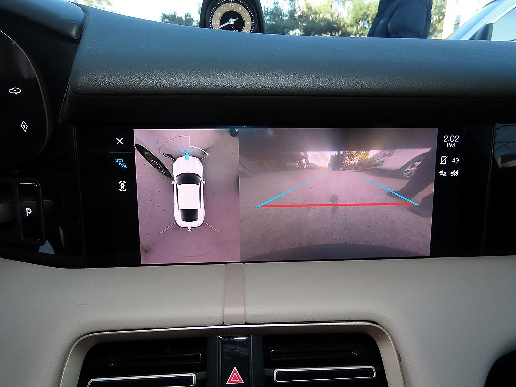 포르쉐 타이칸 EV - 이미지 17