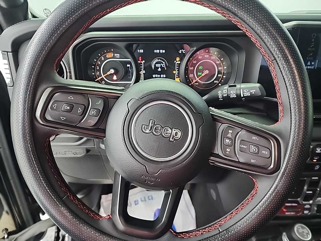 지프 랭글러(JL) 2.0 루비콘 4DR - 이미지 10