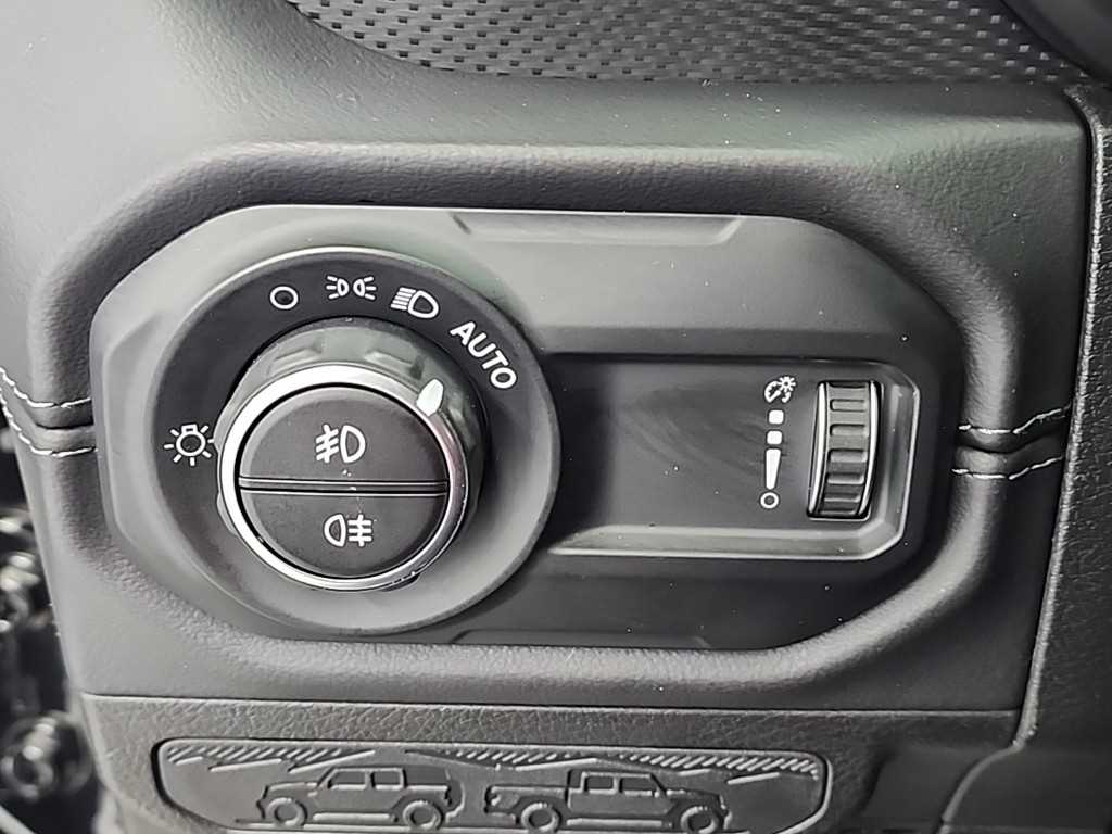 지프 랭글러(JL) 2.0 루비콘 4DR - 이미지 15