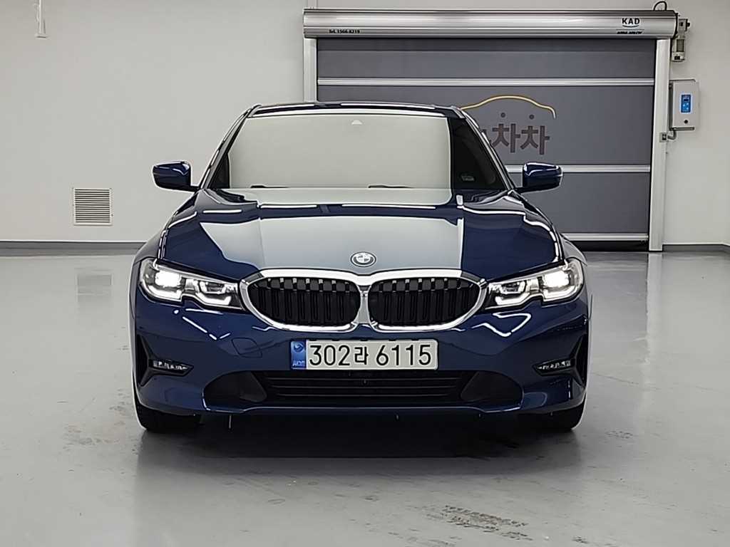BMW 3시리즈(7세대) 320i - 이미지 7