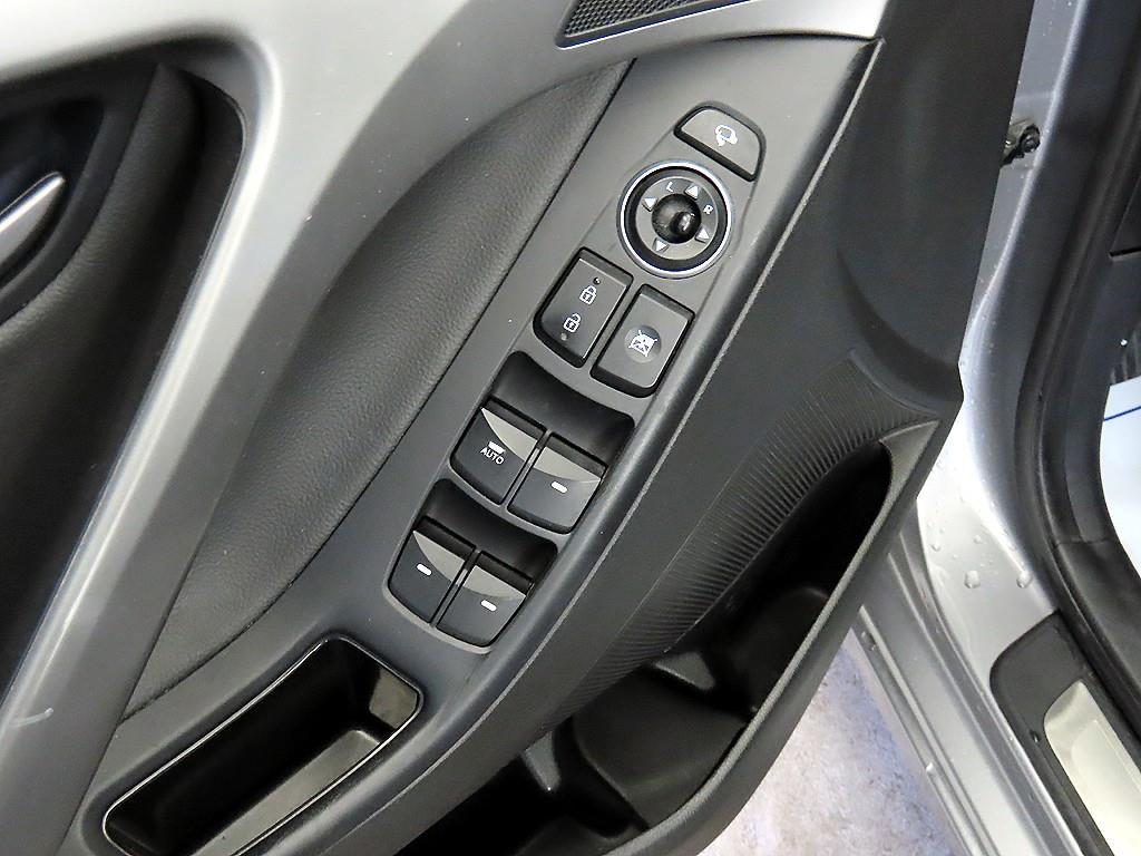 현대 더 뉴아반떼MD 1.6 GDi 모던 - 이미지 14