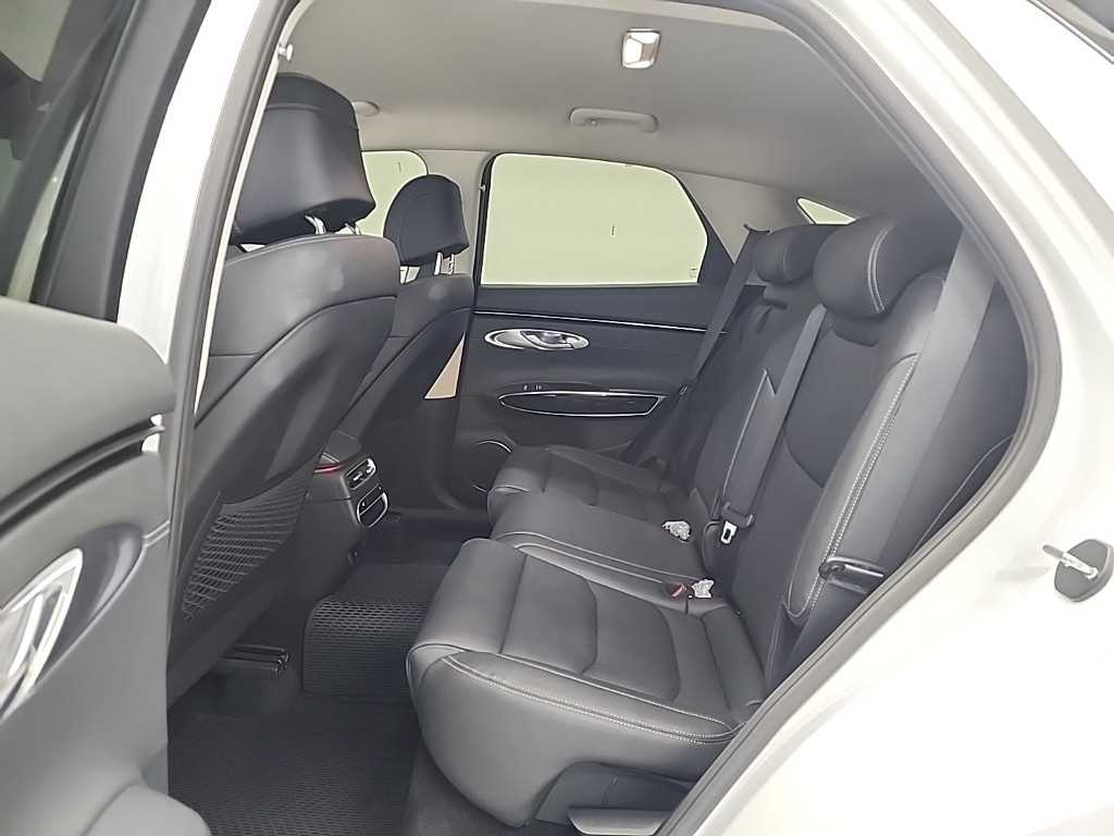 제네시스 GV70 2.5T 2WD 기본형 - 이미지 9