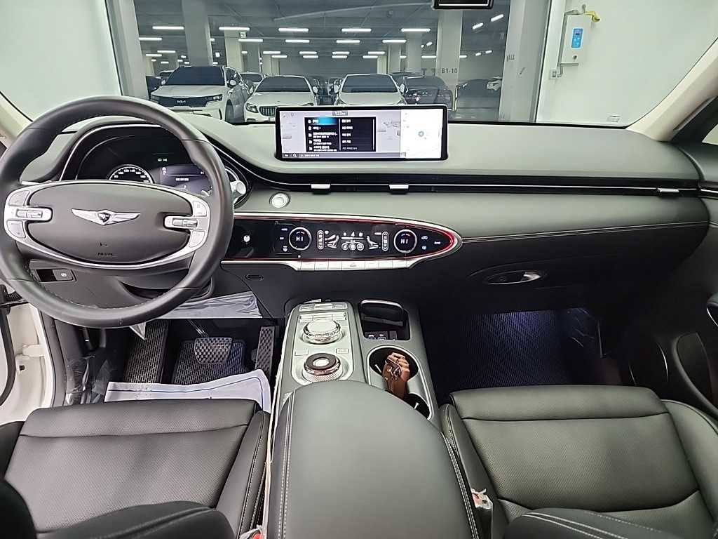 제네시스 GV70 2.5T 2WD 기본형 - 이미지 15