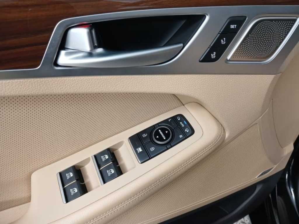 제네시스 G80 3.3 GDi AWD 프레스티지 - 이미지 6