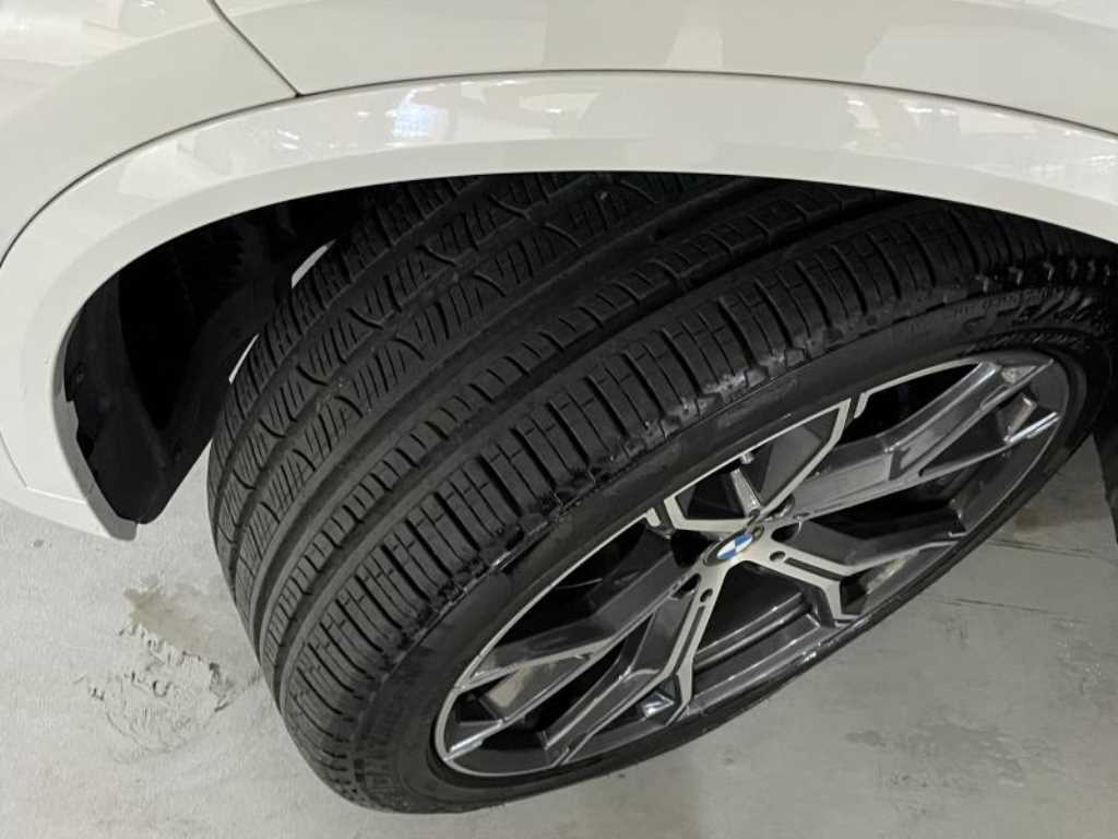 BMW X5(4세대) 40i xDrive M 스포츠팩 - 이미지 17