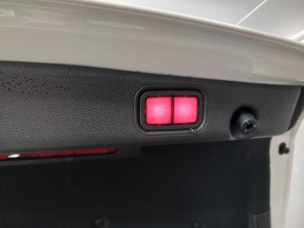 벤츠 E클래스(5세대) E350 4매틱 AMG 라인 - 이미지 7