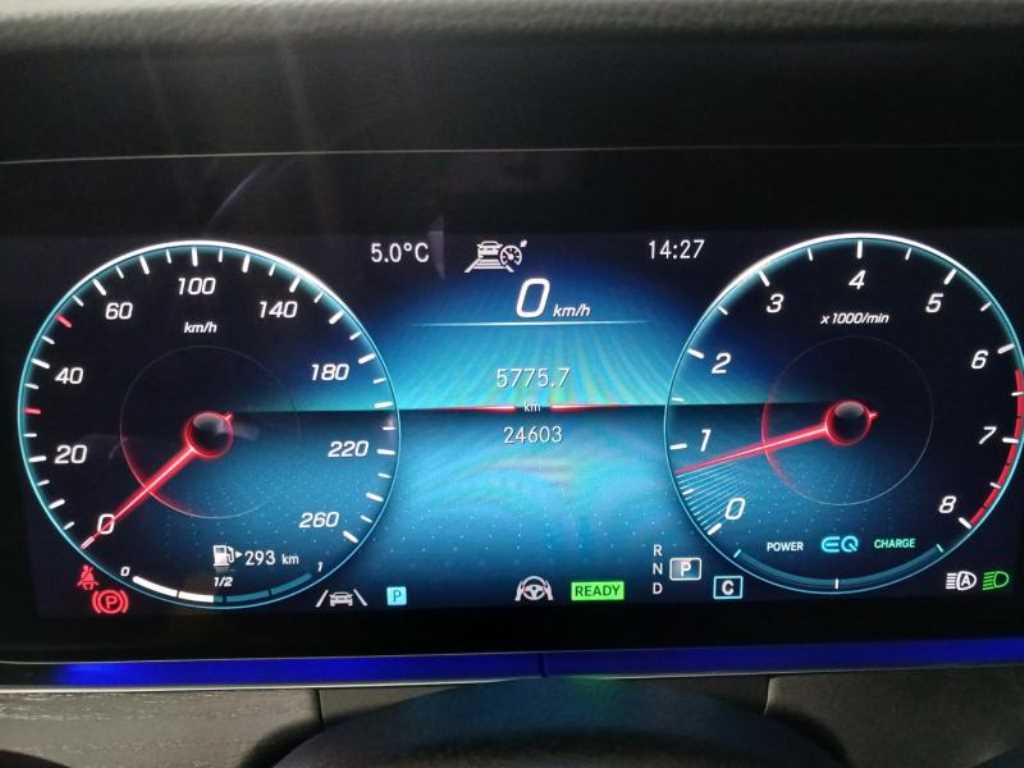 벤츠 E클래스(5세대) E350 4매틱 AMG 라인 - 이미지 11