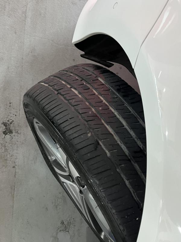 벤츠 E클래스(5세대) E300 아방가르드 - 이미지 2