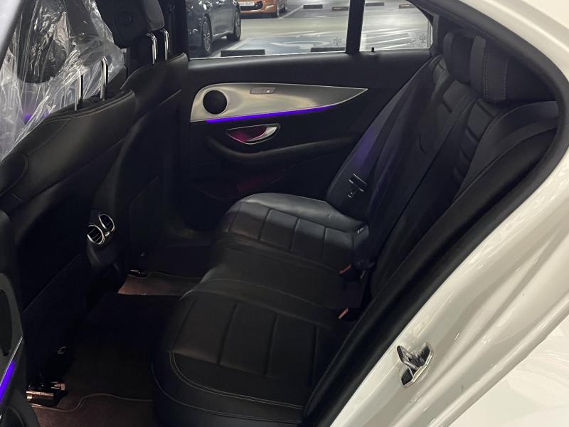 벤츠 E클래스(5세대) E300 아방가르드 - 이미지 6