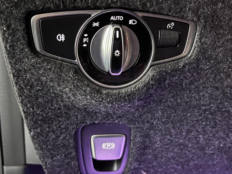 벤츠 E클래스(5세대) E300 아방가르드 - 이미지 17