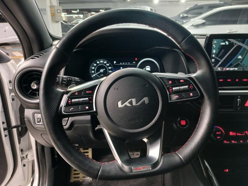 기아 더 뉴 K3 1.6 GT 5도어 시그니처