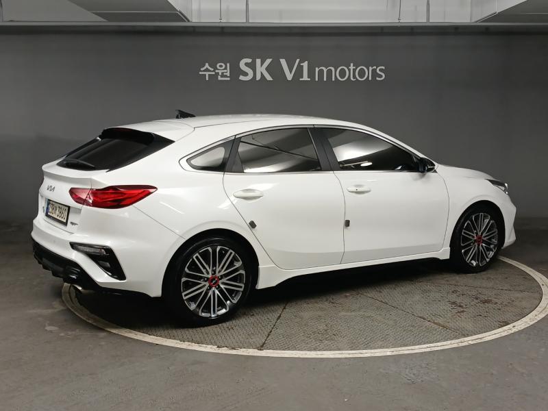 기아 더 뉴 K3 1.6 GT 5도어 시그니처 - 이미지 8