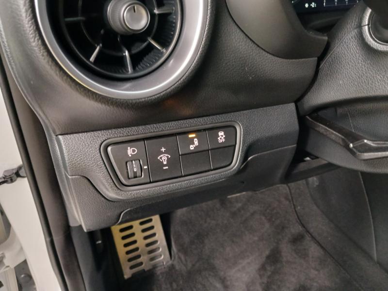 기아 더 뉴 K3 1.6 GT 5도어 시그니처 - 이미지 17