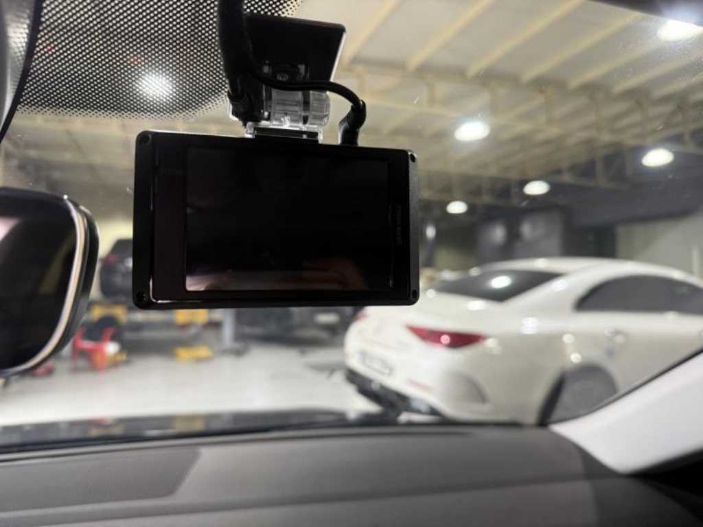 폭스바겐 아테온 2.0 TDI 엘레강스 프리미엄 - 이미지 2