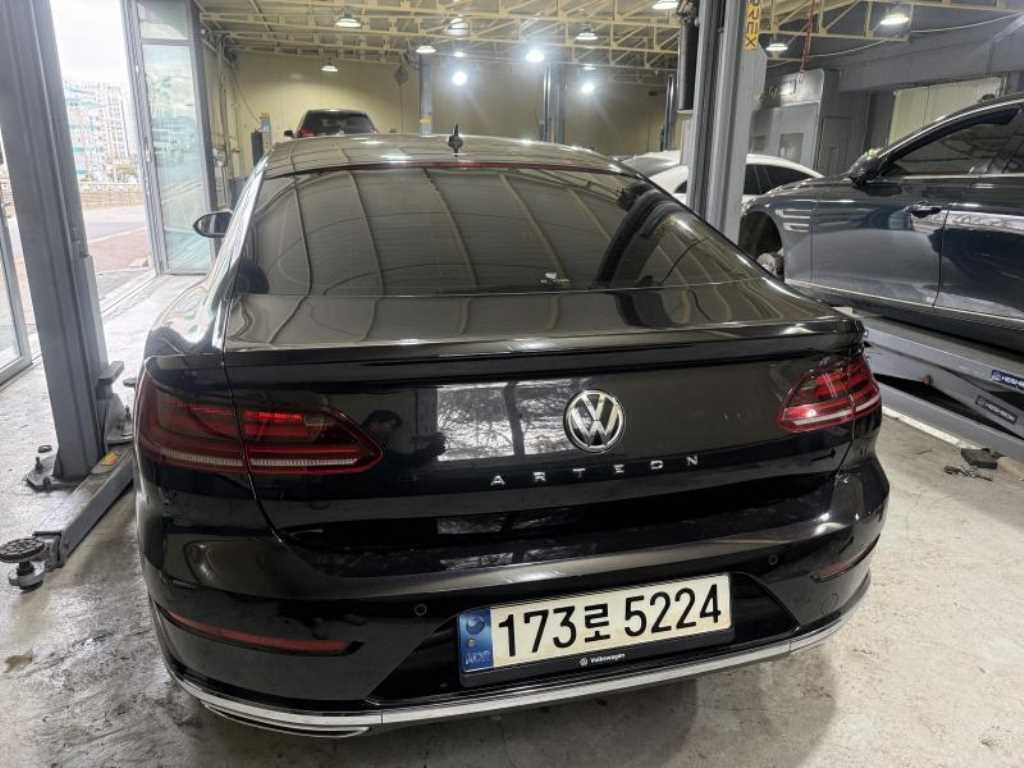 폭스바겐 아테온 2.0 TDI 엘레강스 프리미엄 - 이미지 4