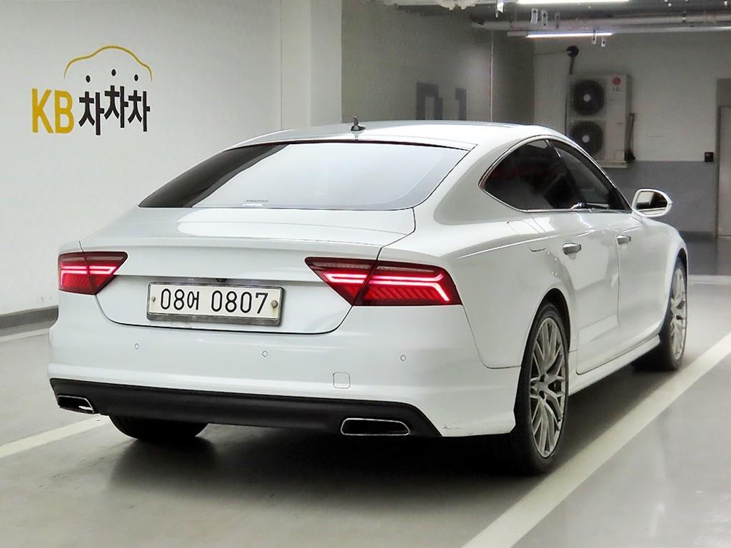 아우디 A7 50 TDI 콰트로 프리미엄 - 이미지 17