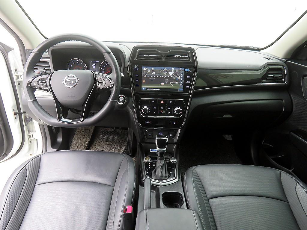 KG모빌리티(쌍용) 베리 뉴 티볼리 1.5 가솔린 2WD V3 - 이미지 2