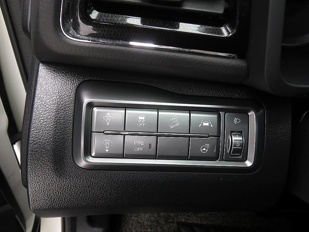 KG모빌리티(쌍용) 베리 뉴 티볼리 1.5 가솔린 2WD V3 - 이미지 18