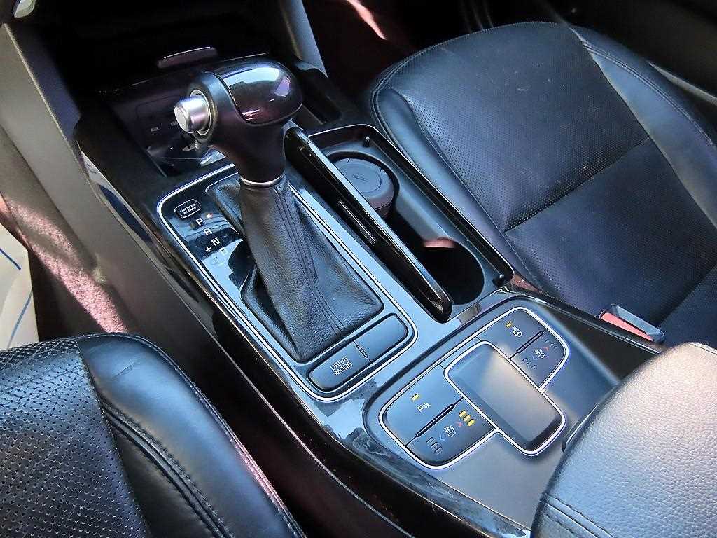 기아 더 뉴K7 2.4 GDI 프레스티지 스페셜 - 이미지 9