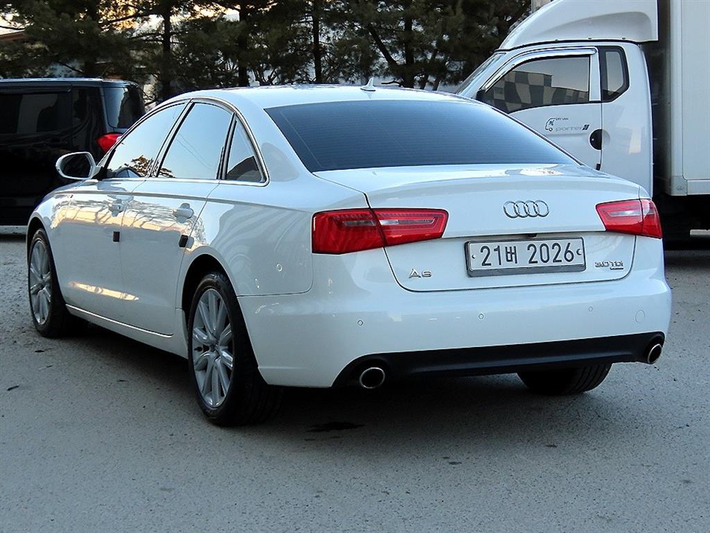 아우디 A6(4세대) 3.0 TDI 콰트로 - 이미지 5