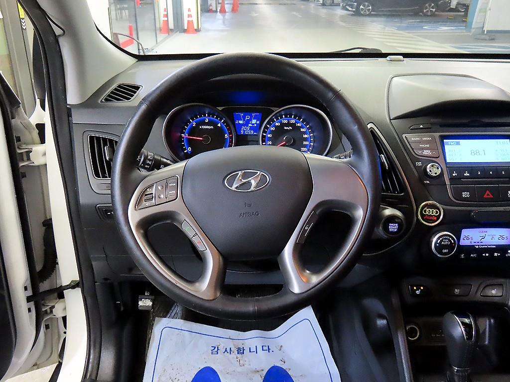 현대 뉴투싼 ix 디젤 R2.0 2WD 스마트 스페셜 - 이미지 17