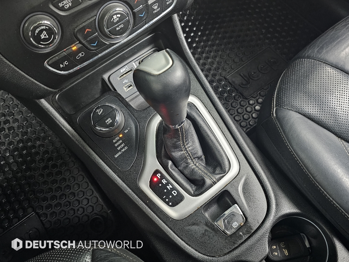 지프 체로키(KL) 2.2 CRD 4WD 리미티드 - 이미지 6