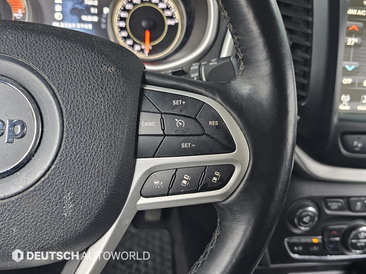 지프 체로키(KL) 2.2 CRD 4WD 리미티드 - 이미지 15