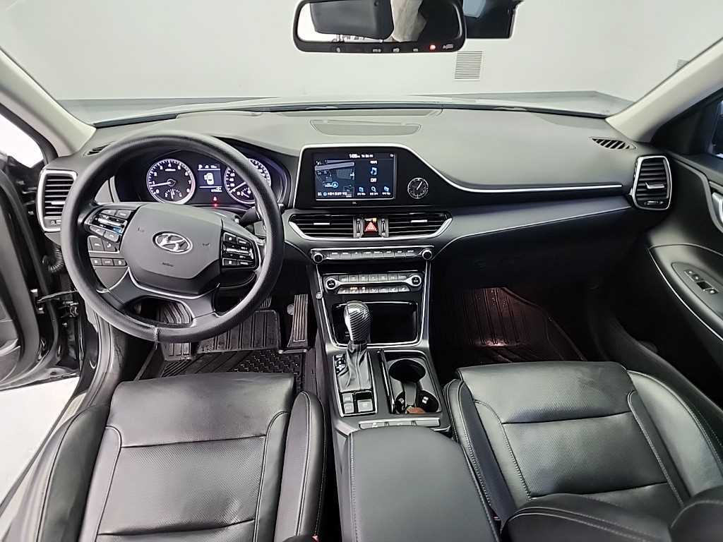 현대 그랜저IG 2.4 GDi 프리미엄 스페셜 - 이미지 11