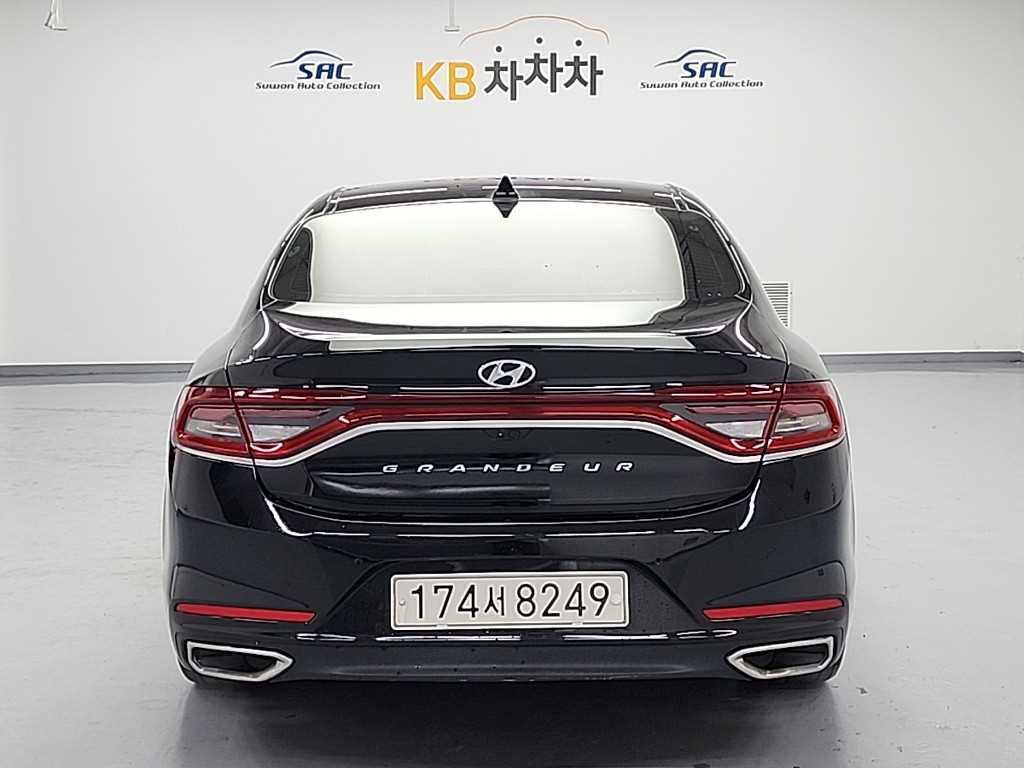 현대 그랜저IG 2.4 GDi 프리미엄 스페셜 - 이미지 14