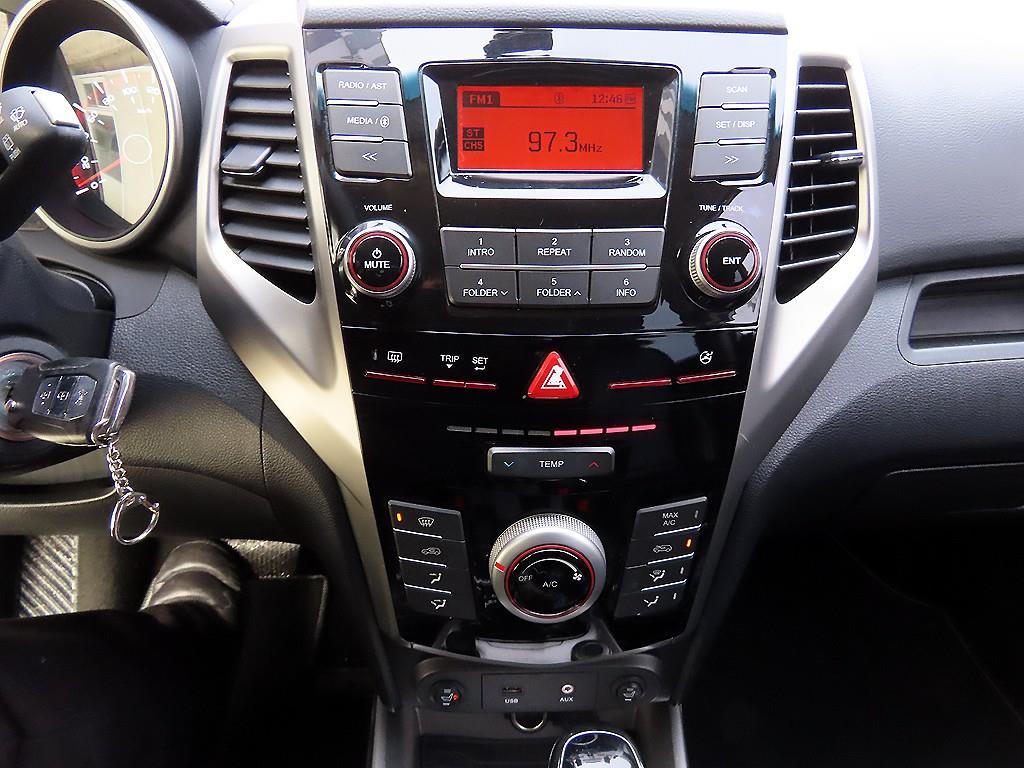 KG모빌리티(쌍용) 티볼리 디젤 2WD TX - 이미지 14