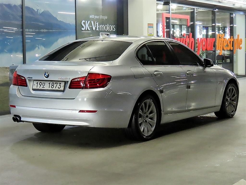 BMW 5시리즈(6세대) 528i xDrive - 이미지 2
