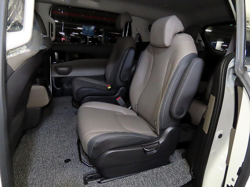 기아 더 뉴카니발 하이브리드(KA4) 1.6 HEV 9인승 시그니처 - 이미지 12