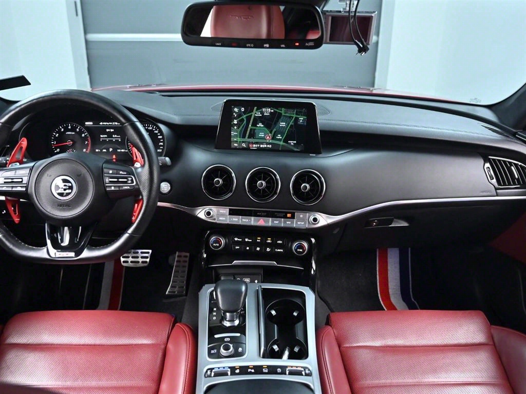 기아 스팅어 3.3 터보 AWD GT - 이미지 3