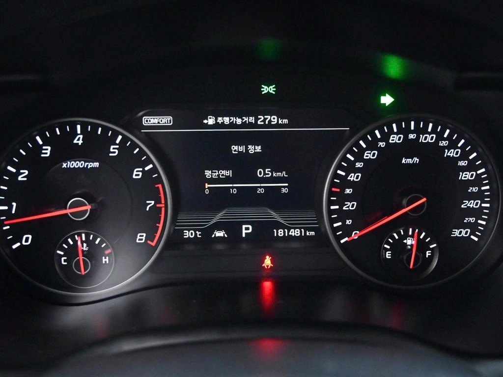 기아 스팅어 3.3 터보 AWD GT - 이미지 7