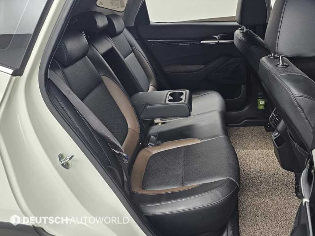 기아 셀토스 1.6 가솔린 2WD 시그니처 - 이미지 4