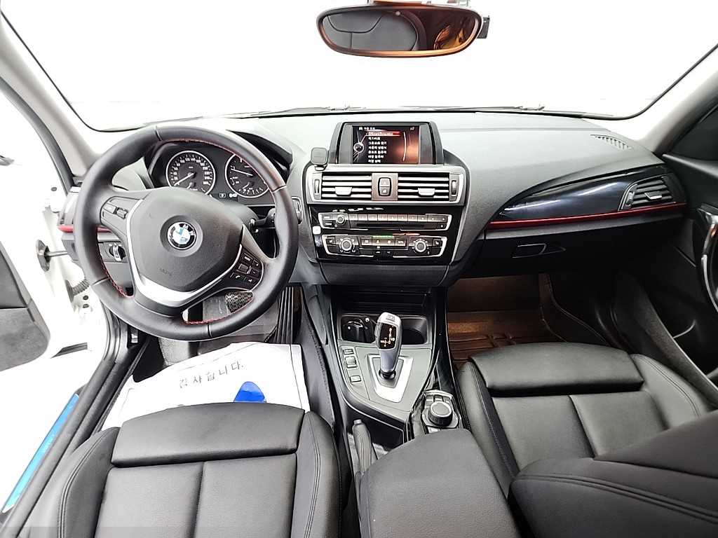 BMW 1시리즈(2세대) 5도어 118d 스포츠 라인