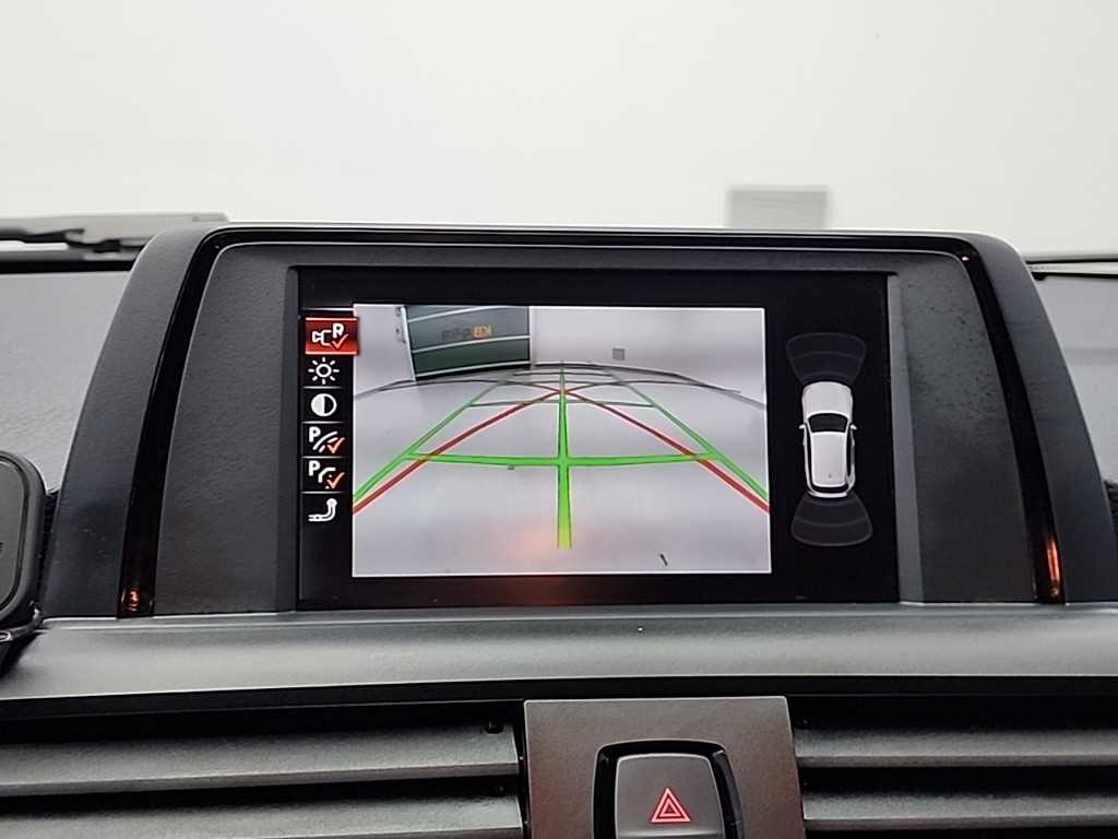 BMW 1시리즈(2세대) 5도어 118d 스포츠 라인 - 이미지 10