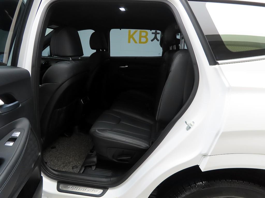 현대 더 뉴싼타페 하이브리드 1.6 HEV AWD 캘리그래피 - 이미지 20