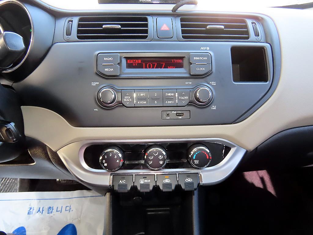 기아 올 뉴프라이드 4도어 1.4 MPI 스마트 - 이미지 16