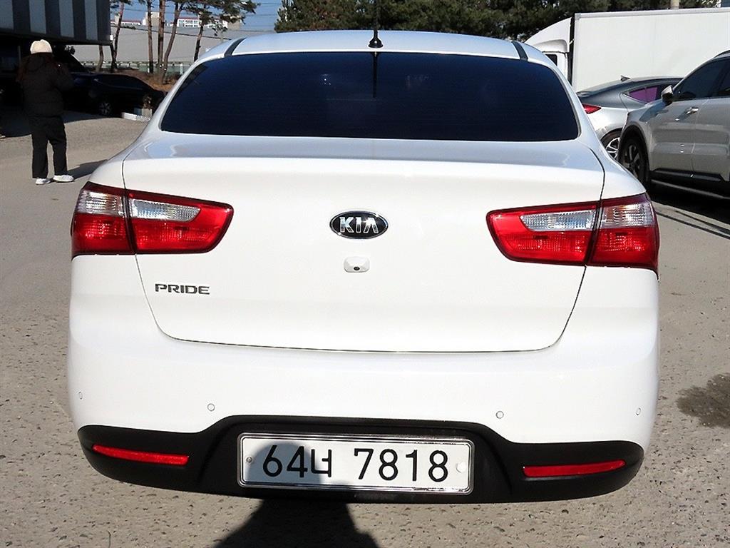 기아 올 뉴프라이드 4도어 1.4 MPI 스마트 - 이미지 15